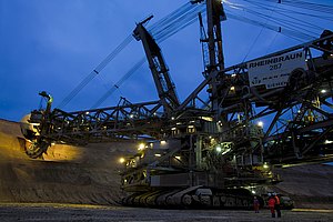 Rüttelfeste Leuchten für Tage- und Bergbau 